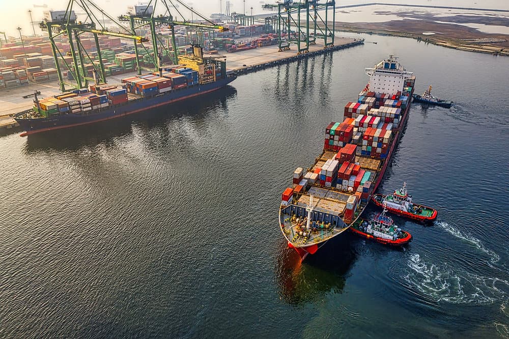 finding-better-ways-to-collaborate-across-silos-in-shipping-hero